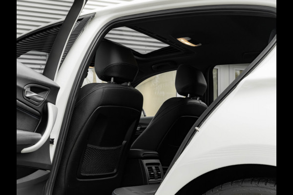 BMW 1-serie 118i M-Sport - Dak - Harman Kardon - ACC - Navi Prof - Shadow Edition