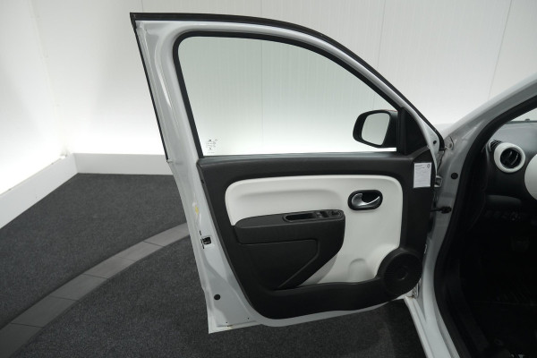 Renault Twingo 1.0 SCe Intens | Camera | Navigatie | Climate Control | Parkeersensoren