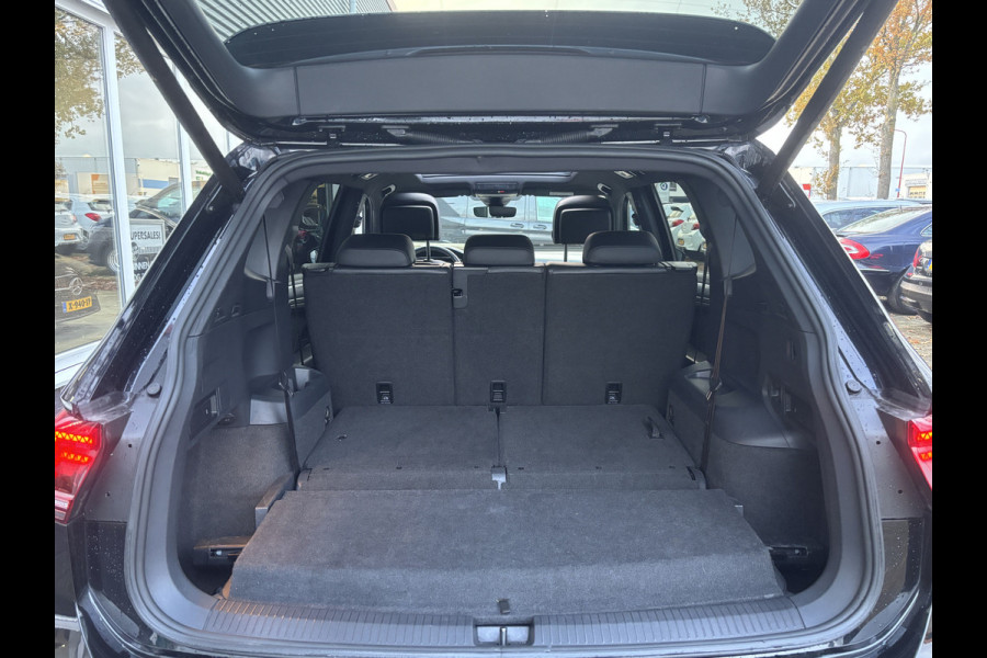 Volkswagen Tiguan Allspace 1.5 TSI Highline Business R 7p. | Pano | Leer | Trekhaak | 360 Camera | Stoelverwarming