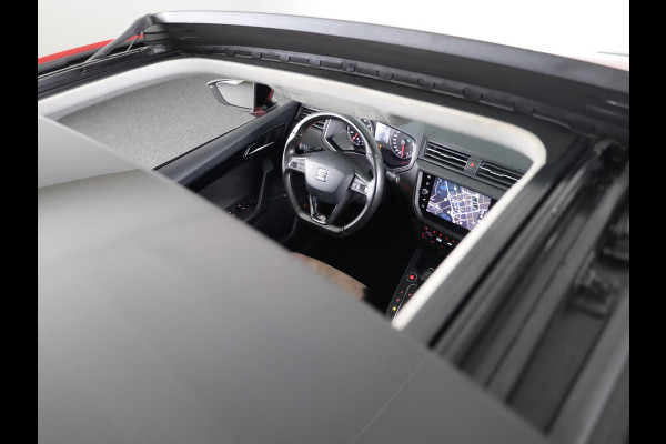 Seat Ibiza 1.0 TSI FR Business Intense 115pk Automaat | Panoramdak | Led koplampen | Apple Carplay/ Android auto | 17 inch lichtmetalen velgen