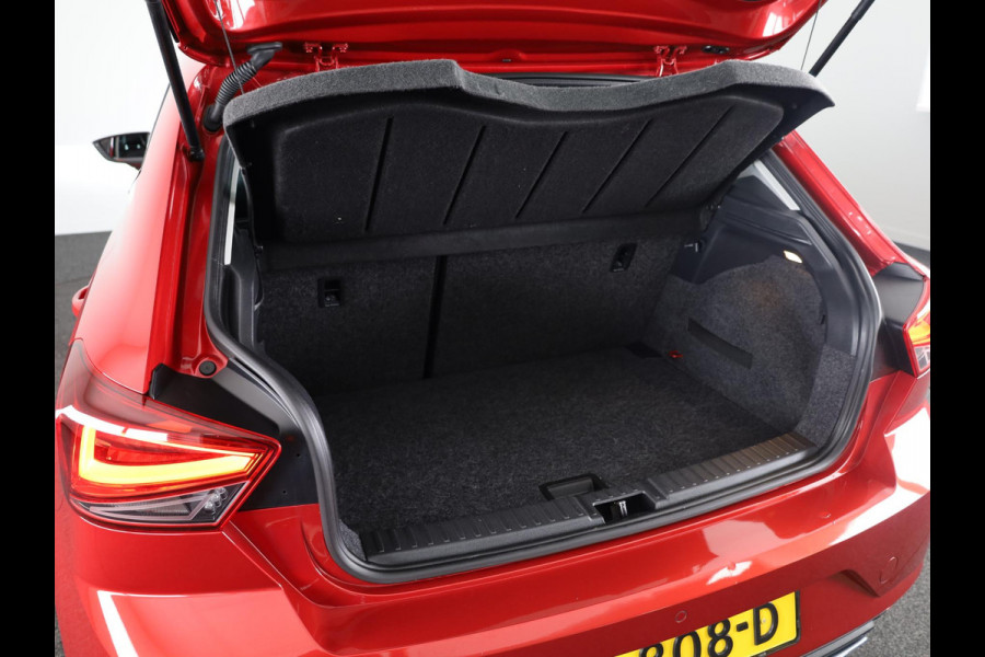Seat Ibiza 1.0 TSI FR Business Intense 115pk Automaat | Panoramdak | Led koplampen | Apple Carplay/ Android auto | 17 inch lichtmetalen velgen