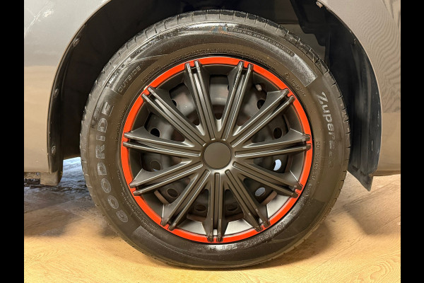 Suzuki Celerio 1.0 Exclusive AIRCO PDC BLUETOOTH USB ELEKTR.PAKKET!