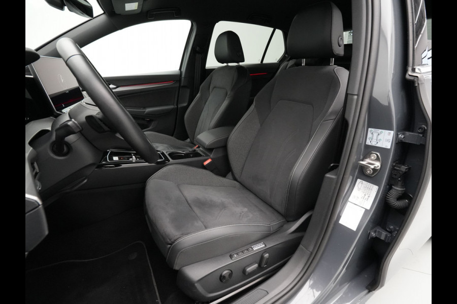 Volkswagen Golf 1.5 eHybrid 204pk 50 Edition Navigatie Camera Stoelverwarming Carplay Stoelmassage 143