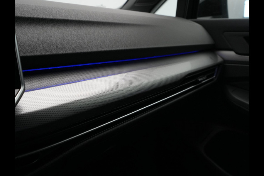 Volkswagen Golf 1.5 eHybrid 204pk 50 Edition Navigatie Camera Stoelverwarming Carplay Stoelmassage 143