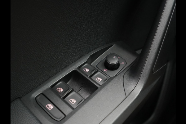 Seat Arona 1.0 TSI 95pk Style Business Intense Navigatie Camera Keyless Acc Clima 115