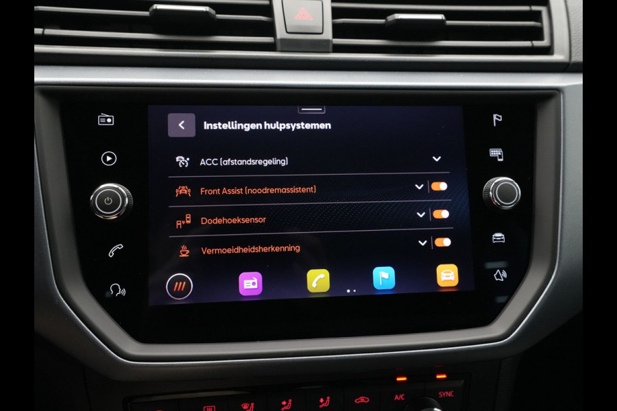 Seat Arona 1.0 TSI 95pk Style Business Intense Navigatie Camera Keyless Acc Clima 115