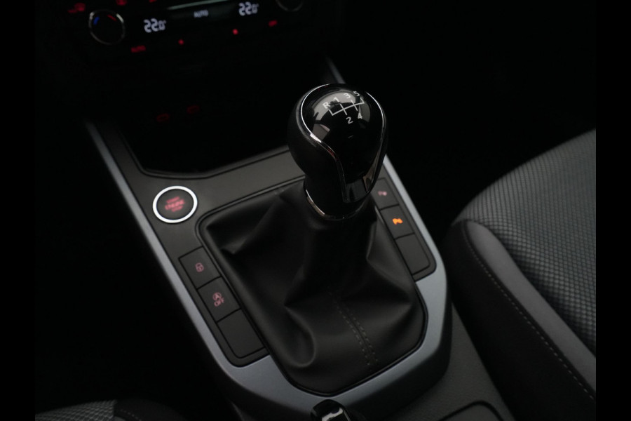 Seat Arona 1.0 TSI 95pk Style Business Intense Navigatie Camera Keyless Acc Clima 115