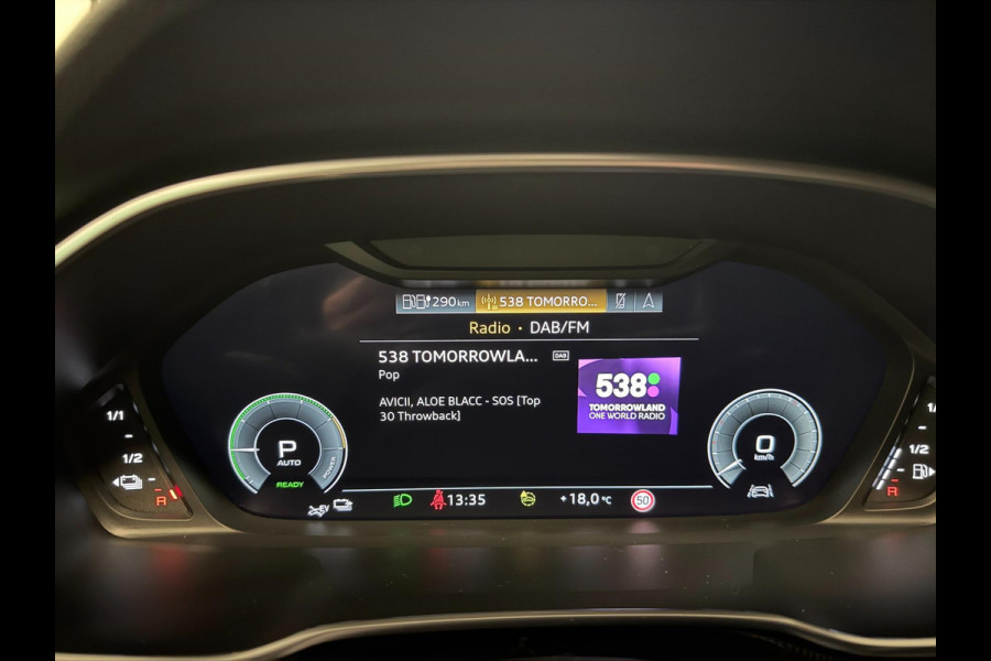 Audi Q3 Sportback 45 TFSI e 2X S-LINE BLACK-LINE 19'' V-COCKPIT/NAVI/DAB/LED/ECC/PDC/CRUISE/KEYLESS///