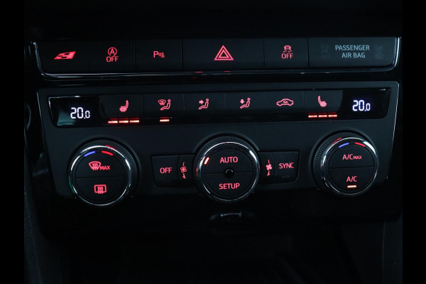 Seat Leon 2.0 TSI Cupra 300 | Panoramadak | Stoelverwarming | Carplay | Camera | Leder/Alcanatara | Full LED | Sfeerverlichting | 19'' | Navigatie | Climate control | Parkeerhulp | Cruise control