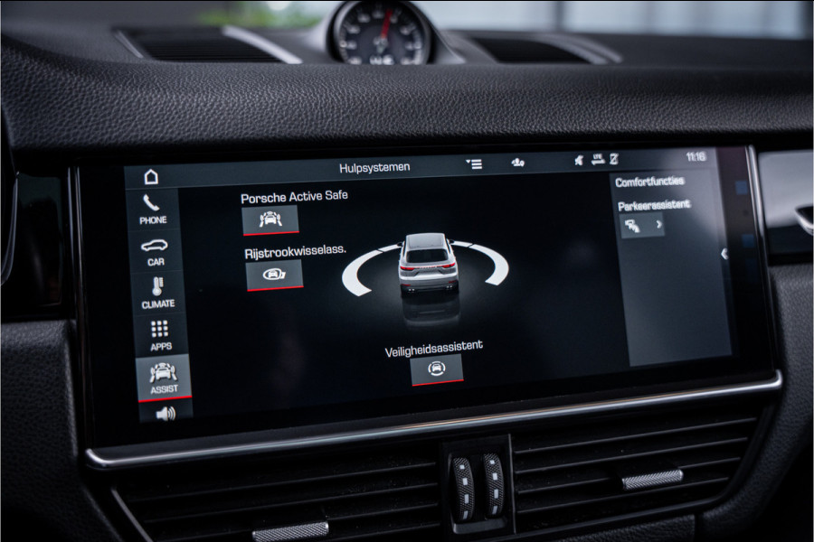 Porsche Cayenne 3.0 - Sport Chrono + | Panorama | Memory | Luchtvering