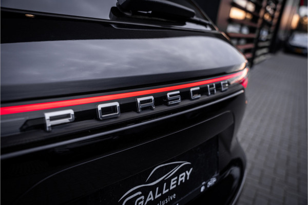 Porsche Cayenne 3.0 - Sport Chrono + | Panorama | Memory | Luchtvering