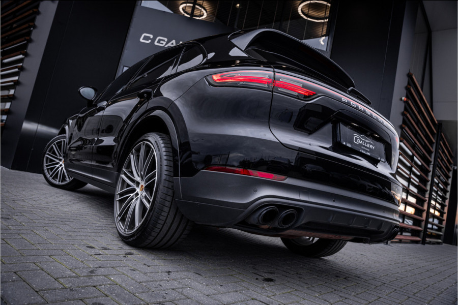 Porsche Cayenne 3.0 - Sport Chrono + | Panorama | Memory | Luchtvering