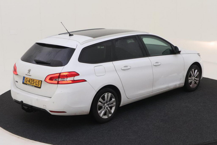 Peugeot 308 SW 1.2 PureTech Executive | Trekhaak | Navi | LMV |