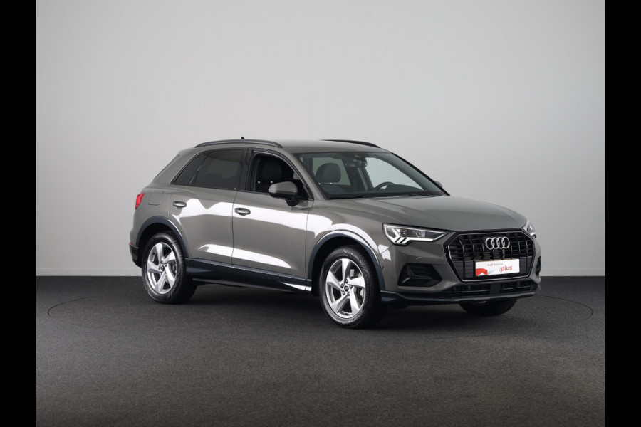 Audi Q3 35 TFSI Advanced Edition 150 pk S-tronic | Verlengde garantie | Navigatie | Gratis Winterset | Achteruitrijcamera | LED koplampen | Stoelverwarming |