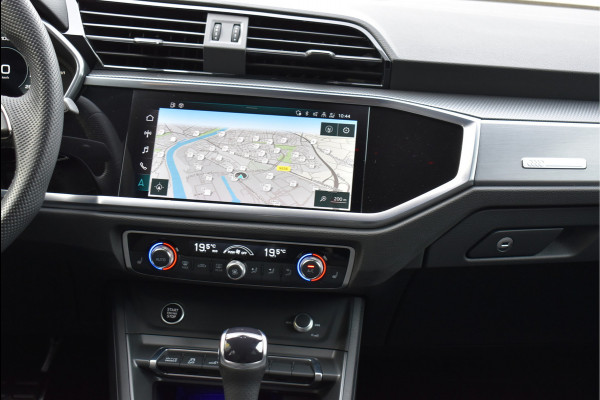 Audi Q3 Sportback 45 TFSI e S-Line 245 Pk Navi Leder Sfeer Keyless Trekhaak Matrix Nano Grijs Metallic