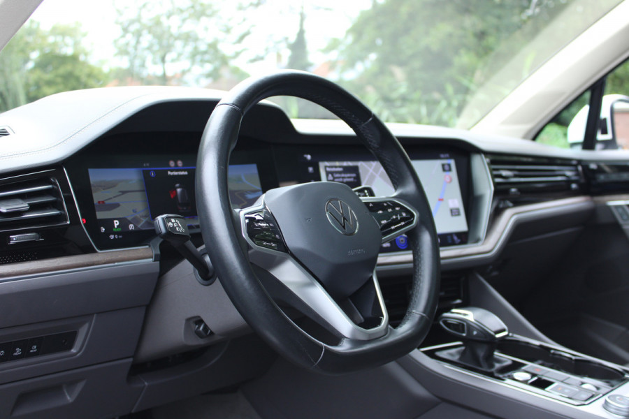 Volkswagen Touareg 3.0 TSi eHybrid ATMOSPHERE 4MOTION TREKHAAK/HEAD-UP/PANORAMADAK
