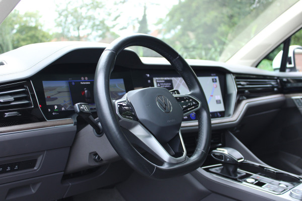 Volkswagen Touareg 3.0 TSi eHybrid ATMOSPHERE 4MOTION TREKHAAK/HEAD-UP/PANORAMADAK
