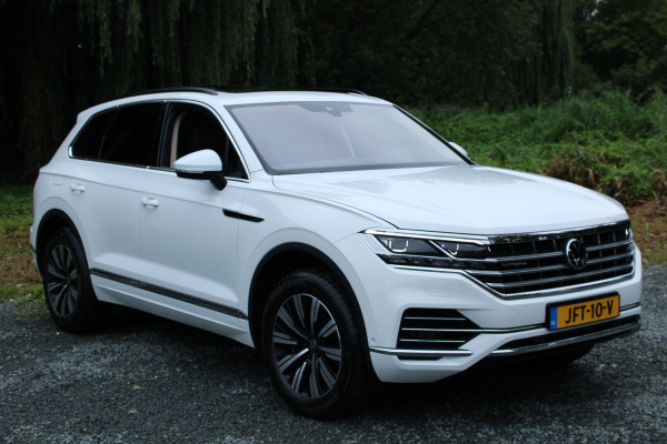 Volkswagen Touareg 3.0 TSi eHybrid ATMOSPHERE 4MOTION TREKHAAK/HEAD-UP/PANORAMADAK