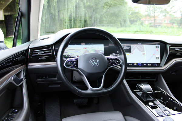 Volkswagen Touareg 3.0 TSi eHybrid ATMOSPHERE 4MOTION TREKHAAK/HEAD-UP/PANORAMADAK