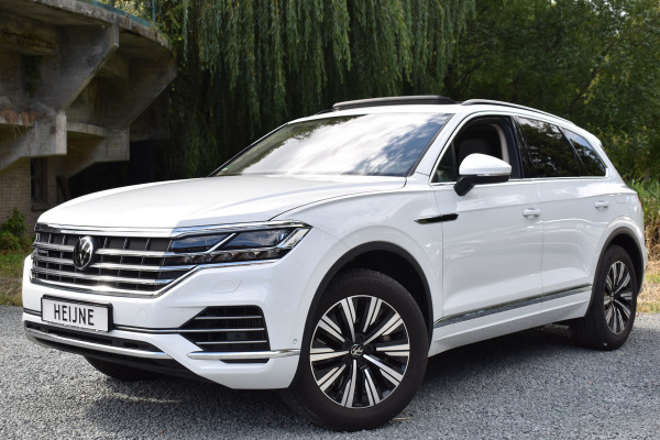 Volkswagen Touareg 3.0 TSi eHybrid ATMOSPHERE 4MOTION TREKHAAK/HEAD-UP/PANORAMADAK