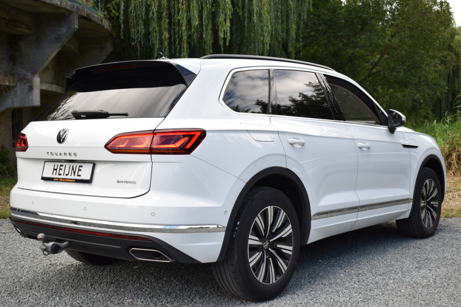 Volkswagen Touareg 3.0 TSi eHybrid ATMOSPHERE 4MOTION TREKHAAK/HEAD-UP/PANORAMADAK