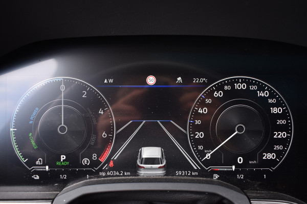 Volkswagen Touareg 3.0 TSi eHybrid ATMOSPHERE 4MOTION TREKHAAK/HEAD-UP/PANORAMADAK