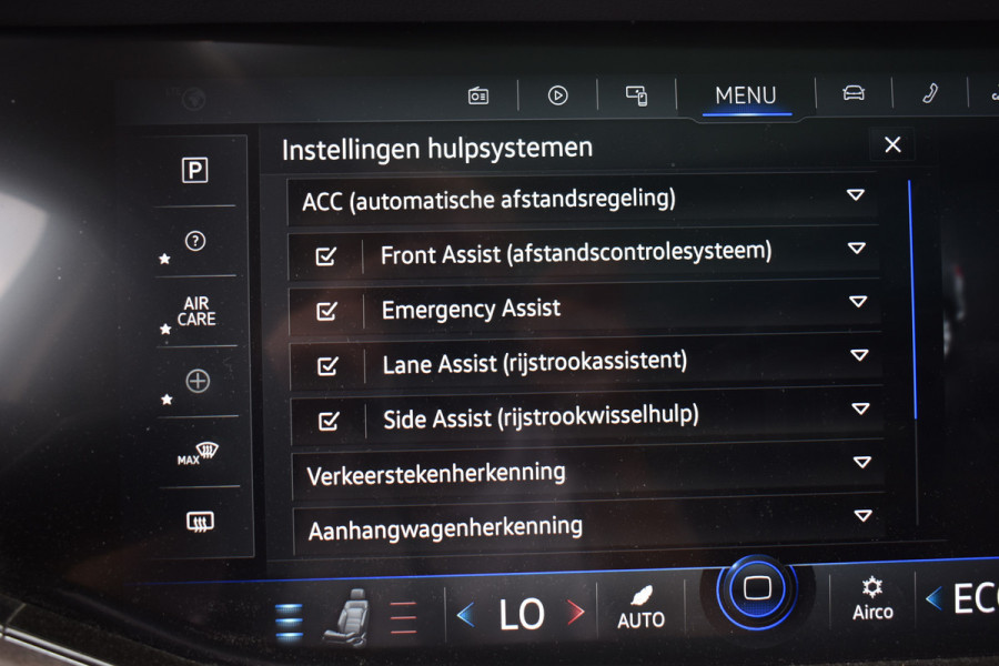 Volkswagen Touareg 3.0 TSi eHybrid ATMOSPHERE 4MOTION TREKHAAK/HEAD-UP/PANORAMADAK