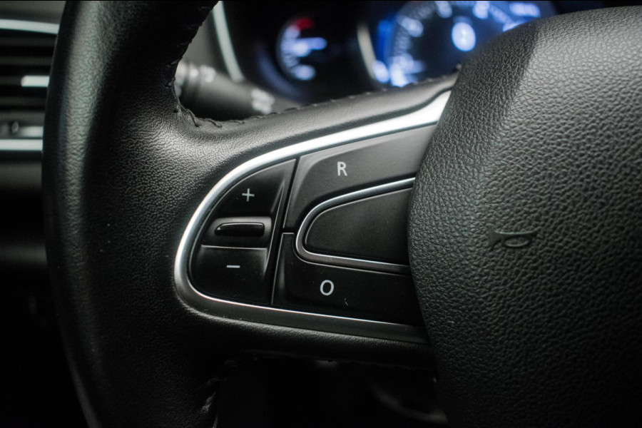 Renault MEGANE Estate 1.3 TCe Limited [ Keyless Carplay Trekhaak LED 1e Eigenaar ]