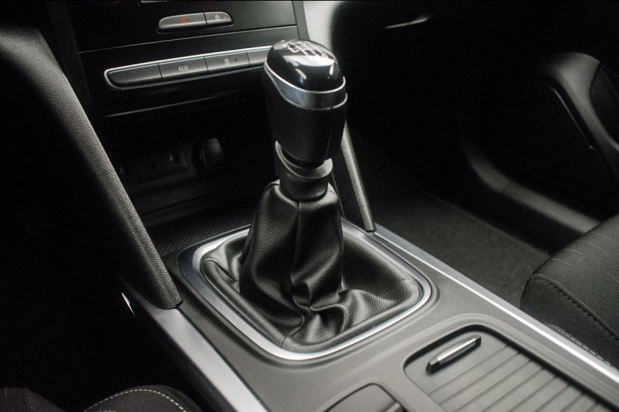 Renault MEGANE Estate 1.3 TCe Limited [ Keyless Carplay Trekhaak LED 1e Eigenaar ]