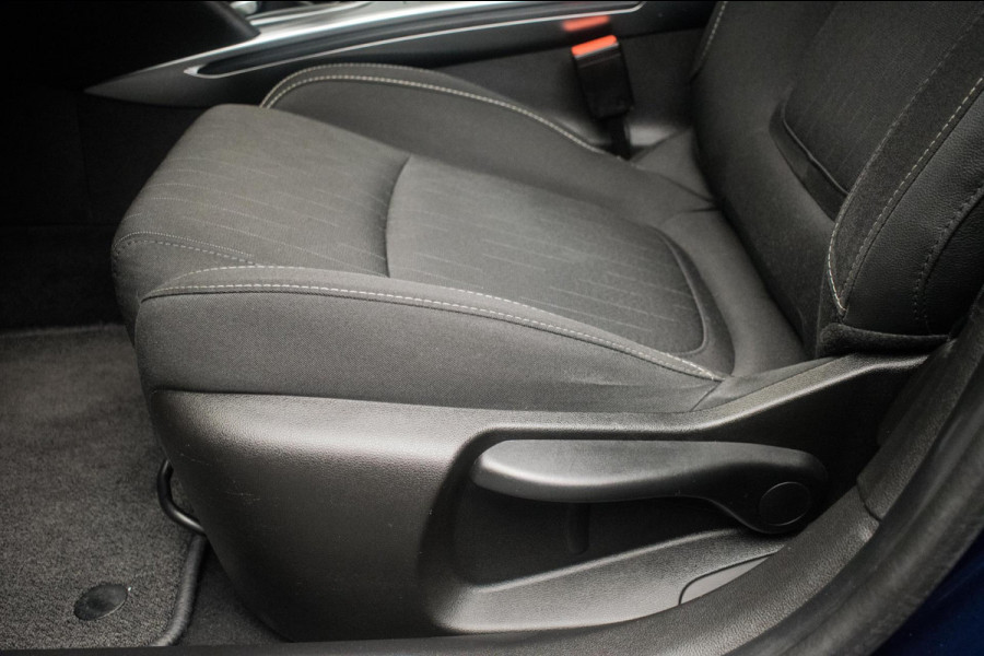 Renault MEGANE Estate 1.3 TCe Limited [ Keyless Carplay Trekhaak LED 1e Eigenaar ]