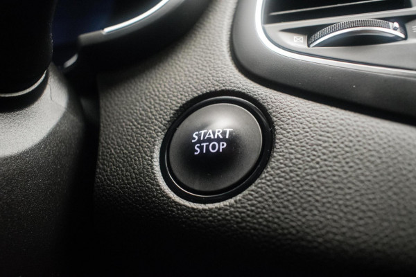 Renault MEGANE Estate 1.3 TCe Limited [ Keyless Carplay Trekhaak LED 1e Eigenaar ]