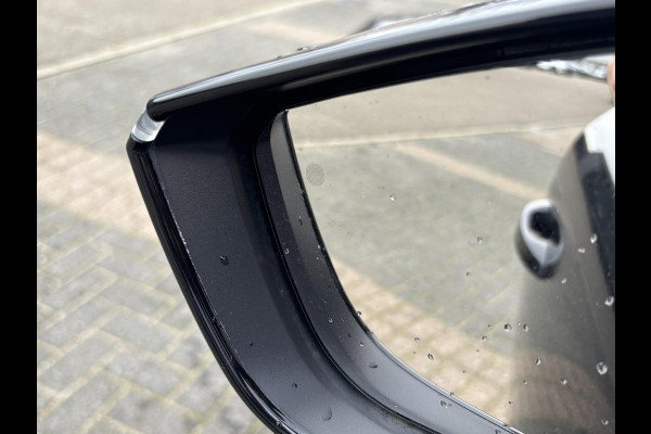 Peugeot 308 1.6 Plug-in Hybrid 225 GT STUUR + STOELVERW. MET MASSAGE| ELEK. STOEL| PANO| 360 CAMERA| ELEK. ACHTERKLEP| DODE HOEK| KEYLESS