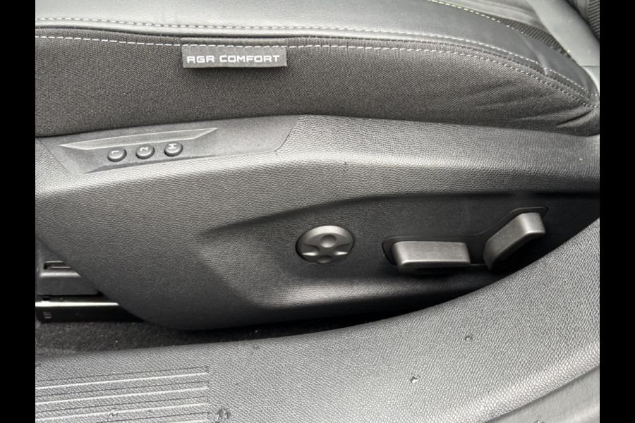 Peugeot 308 1.6 Plug-in Hybrid 225 GT STUUR + STOELVERW. MET MASSAGE| ELEK. STOEL| PANO| 360 CAMERA| ELEK. ACHTERKLEP| DODE HOEK| KEYLESS