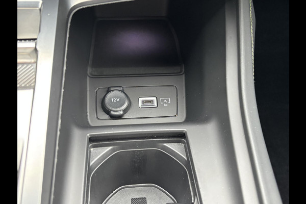 Peugeot 308 1.6 Plug-in Hybrid 225 GT STUUR + STOELVERW. MET MASSAGE| ELEK. STOEL| PANO| 360 CAMERA| ELEK. ACHTERKLEP| DODE HOEK| KEYLESS