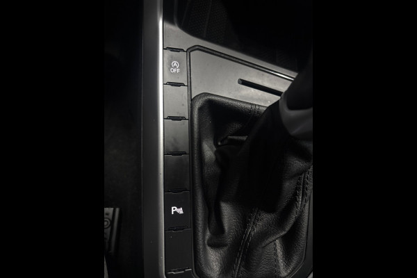 Volkswagen Polo 1.0 TSI Life Business Auomaat | Navi | Clima | Cruise | PDC | Stoelverwarming