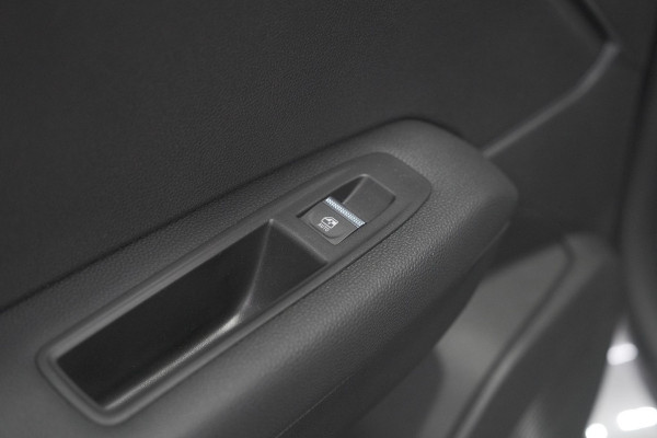 Renault Captur Mild Hybrid 160 EDC Techno | Camera | Navigatie | Apple Carplay | Pack Full Screen