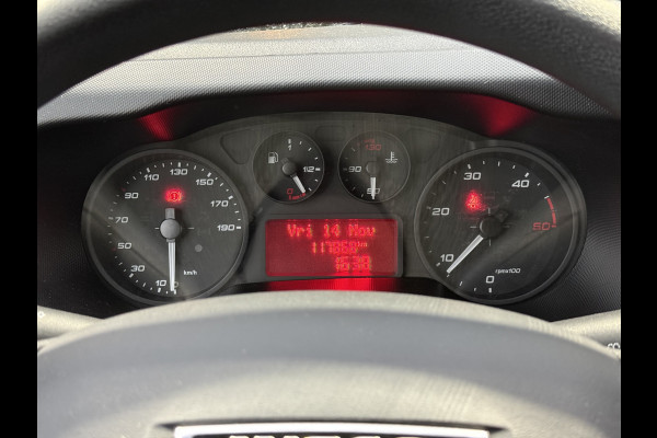 Iveco Daily 35C16V 2.3 410 Bakwagen | Dubbel lucht | Cruisec. | Airco