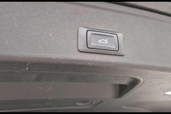 Audi A4 Avant 35 TFSI Aut. Business Sport | Trekhaak | Navi | Keyless |