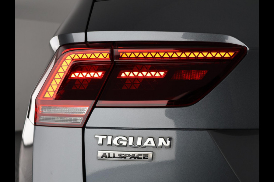 Volkswagen Tiguan Allspace 1.5 TSI AUTOMAAT.7 ZITS.GARANTIE 10-2030* PANODAK .PDC V+A. APPLE/ANDROID. STOELVERWARMING ETC ETC