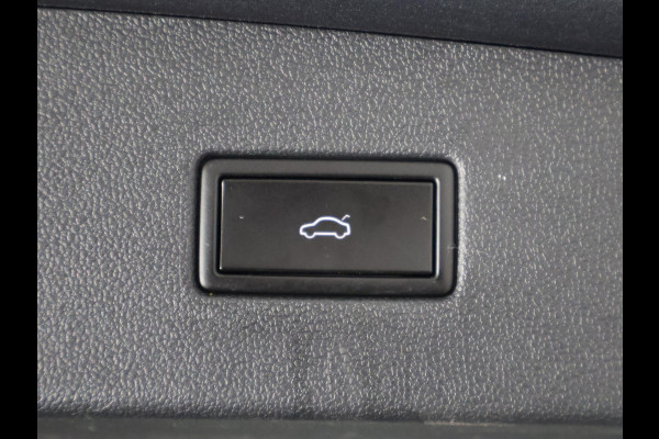 Volkswagen Tiguan Allspace 1.5 TSI AUTOMAAT.7 ZITS.GARANTIE 10-2030* PANODAK .PDC V+A. APPLE/ANDROID. STOELVERWARMING ETC ETC