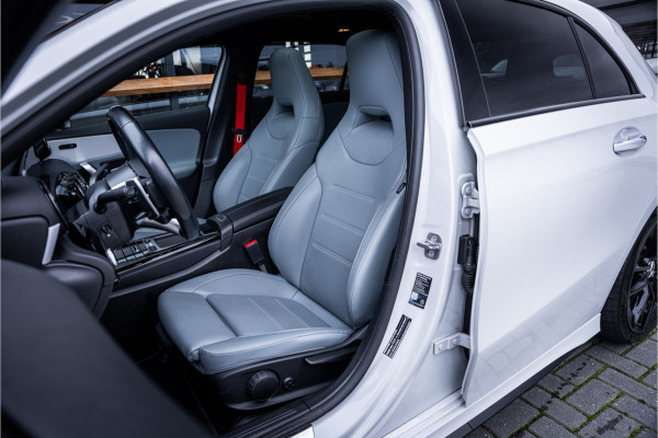 Mercedes-Benz A-Klasse AMG A35 4MATIC - Panorama | Burmester | Keyless | Camera | Stoelverwarming