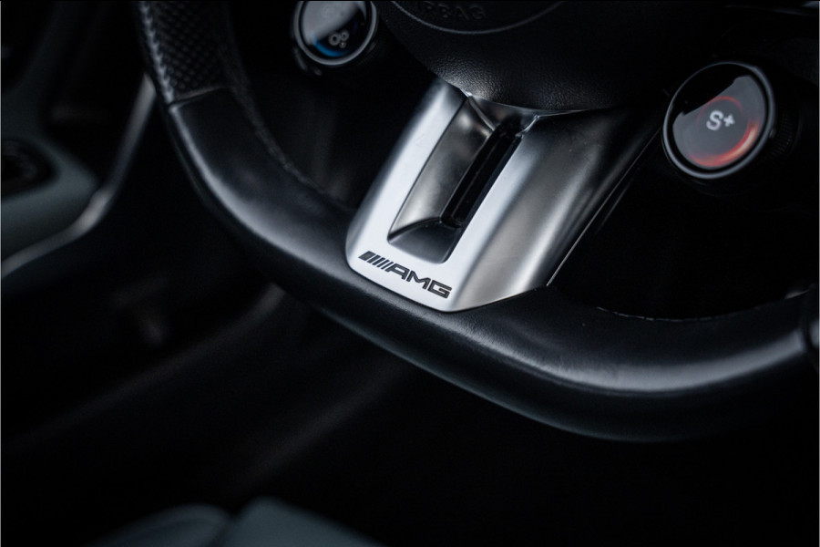 Mercedes-Benz A-Klasse AMG A35 4MATIC - Panorama | Burmester | Keyless | Camera | Stoelverwarming