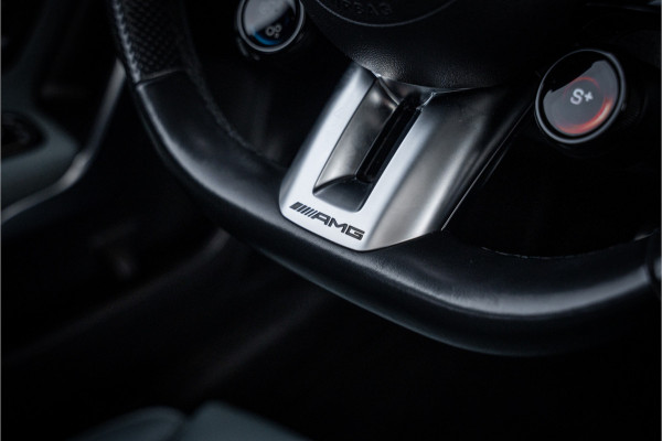 Mercedes-Benz A-Klasse AMG A35 4MATIC - Panorama | Burmester | Keyless | Camera | Stoelverwarming