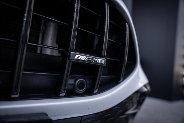 Mercedes-Benz A-Klasse AMG A35 4MATIC - Panorama | Burmester | Keyless | Camera | Stoelverwarming