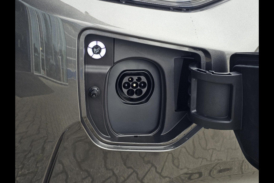 Ford Transit Custom 340 2.5 PHEV L2H1 Limited 233pk | Kombi |  Incl. BTW/BPM | Dubbele zijschuifdeur | Privacy Glass | Inklapbare trekhaak | 17 inch lichtmetalen velgen | Driver Assistance Pack Premium | Verwarmbaar stuurwiel