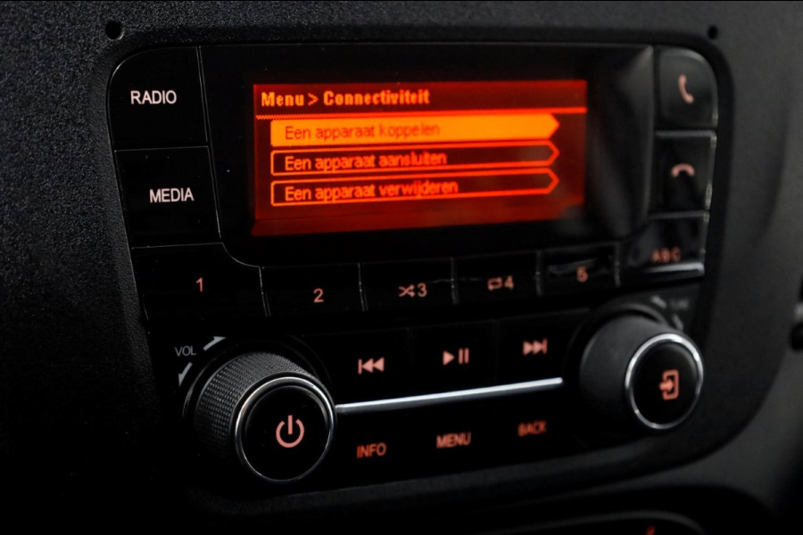 Iveco Daily 35S14 316pk E6 L2H1 D.C. 3-Zijdige Kipper Airco/Trekhaak 3500kg 02-2018