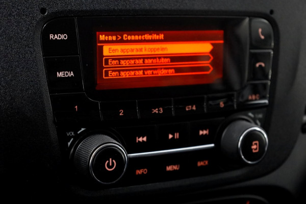 Iveco Daily 35S14 316pk E6 L2H1 D.C. 3-Zijdige Kipper Airco/Trekhaak 3500kg 02-2018