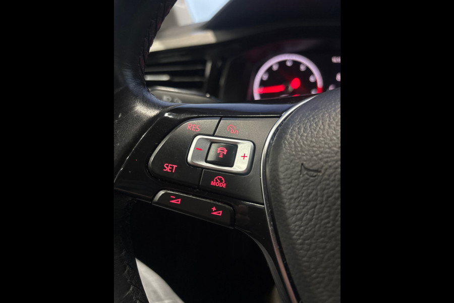 Volkswagen Polo 1.0 TSI Comfortline Business Navi | Clima | Cruise | Lichtmetaal | PDC