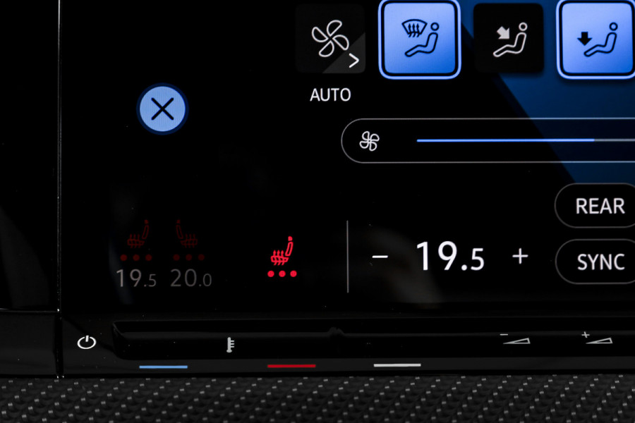 Volkswagen GOLF Variant 1.5 eTSI 150 PK R-Line - Automaat | S/K- Panodak | Dig. Cockpit | Adapt. Cruise | PDC | Camera | NAV + App. Connect | ECC | DAB | LM 18" |