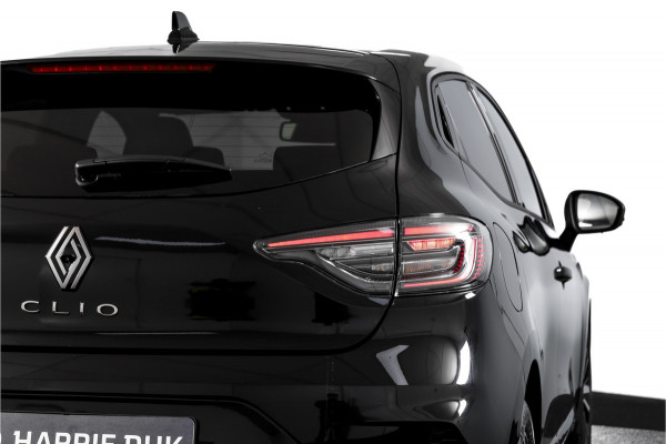 Renault Clio 1.0 TCe 90 PK GPF techno | Dig. Cockpit | Cruise | Stoel-+Stoelverw. | PDC | Camera | NAV + App. Connect | ECC | DAB | LM 16" | 2253